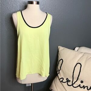 Astr the label neon yellow tank size small